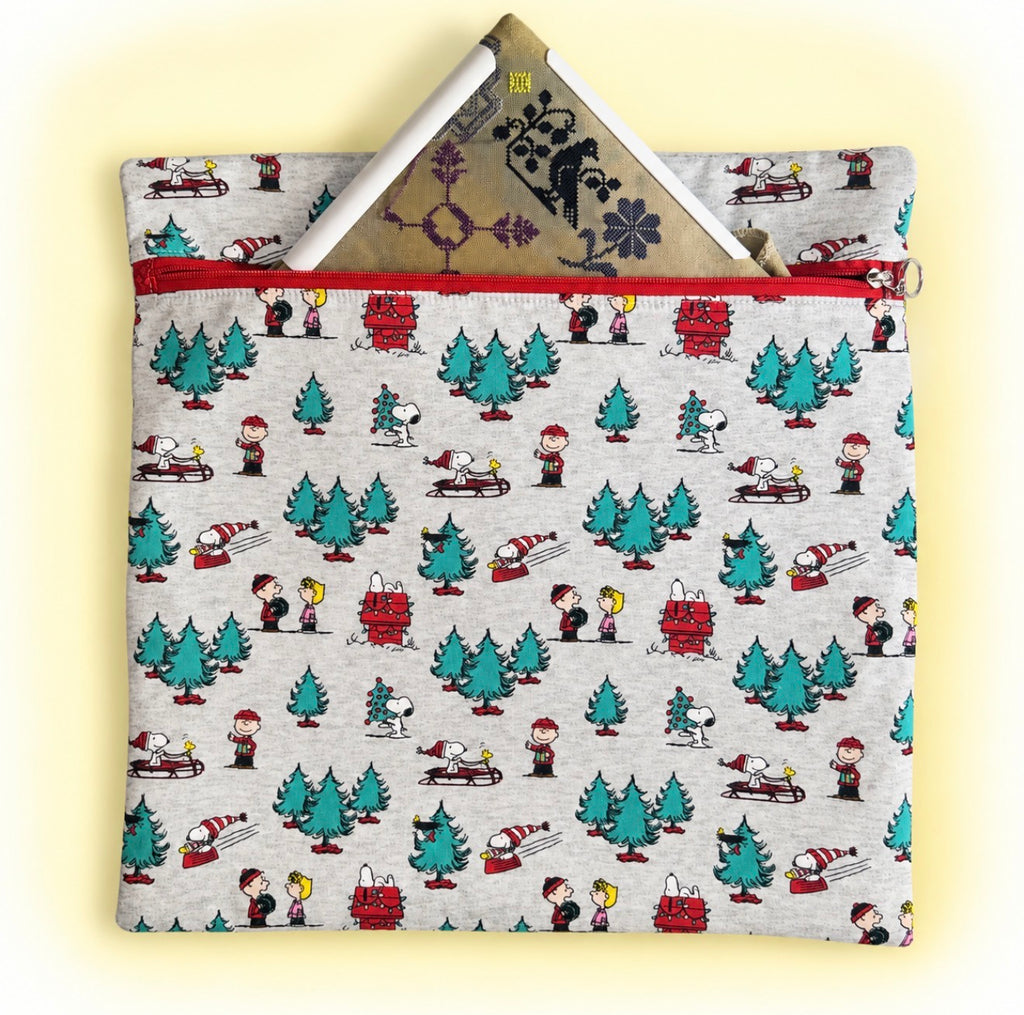 Festive Winter Friends Christmas Project Bag