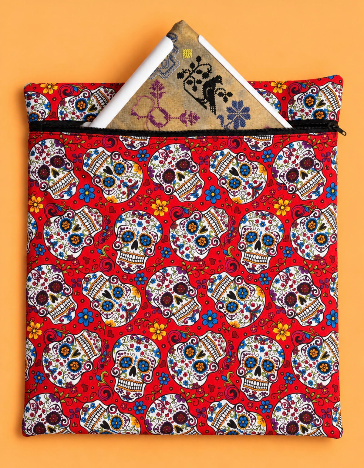 Project Bag for Cross Stitch with Dia de los muertos sugar skulls